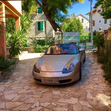 Marjan - 3 Bdr, 3 Bath, Parking Apartment Split