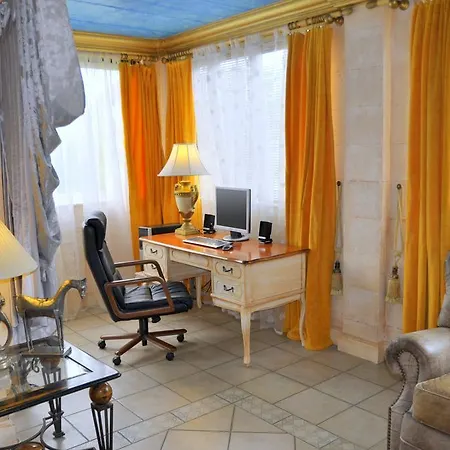 Marjan - 3 Bdr, 3 Bath, Parking Apartment Split