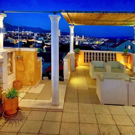 Apartment Marjan - 3 Bdr, 3 Bath, Parking