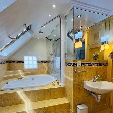 Marjan - 3 Bdr, 3 Bath, Parking Apartamento