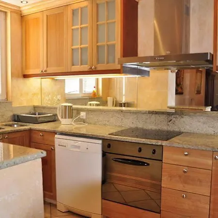 Apartamento Marjan - 3 Bdr, 3 Bath, Parking Split